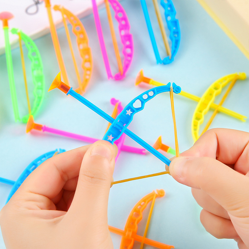 Colorful Plastic Bow and Arrow – Kids Outdoor Archery Set recenzja i cena